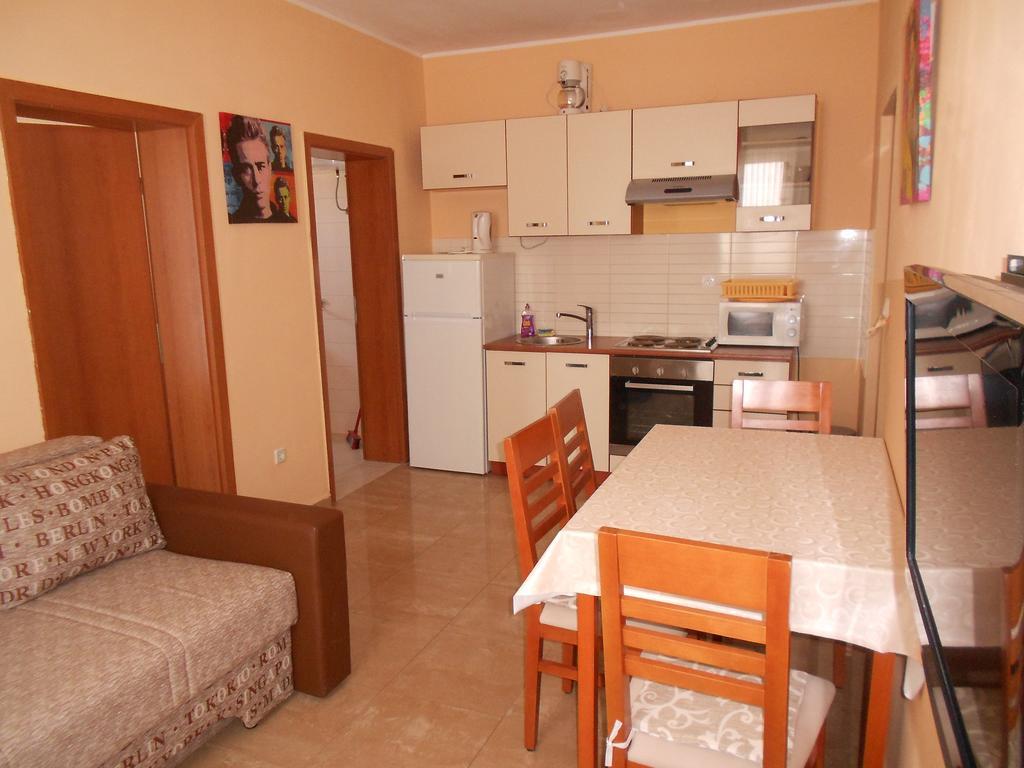 Apartments Burazer Sibenik Exterior photo